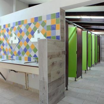 Sanitaires récents Sanitaires récents